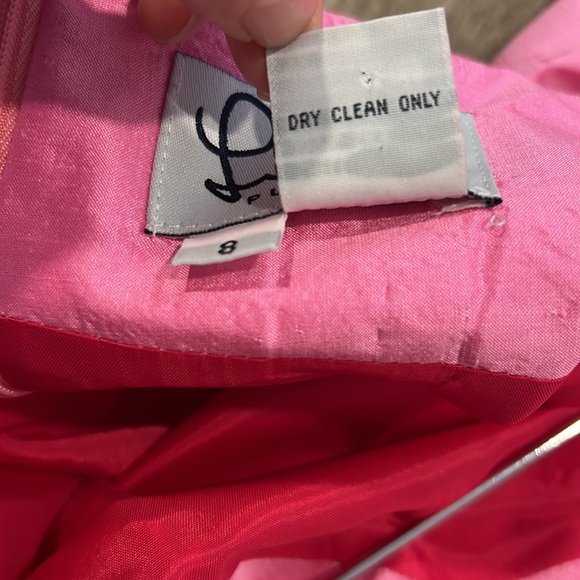 Lilly Pulitzer Silk Embroidered Bow Dress. - Picture 8 of 8